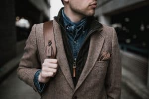 découvrez les dernières tendances de la mode avec notre sélection unique de vêtements, accessoires et conseils stylés pour vous aider à exprimer votre personnalité à travers votre look.